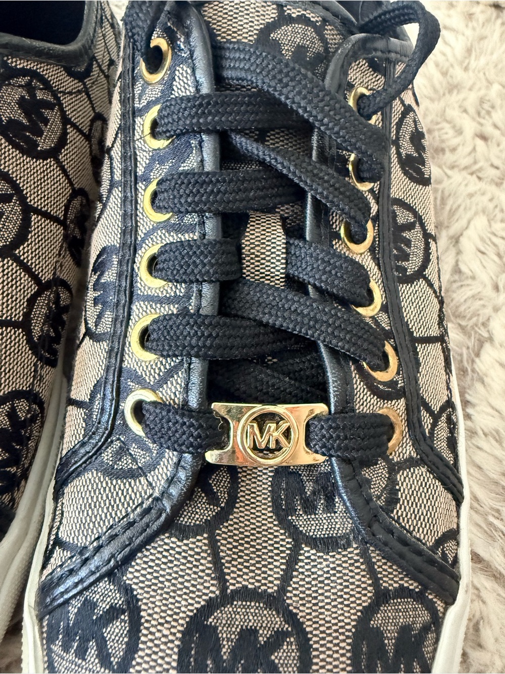 Michael Kors "Boerum" Jacquard Monogram Blk,Beige ,gold MK Logo Low-Tops W9 - Picture 4 of 9